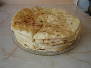 Чапильгаш (лепёшки с картофелем или творогом)